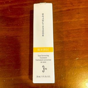 Rodan + Fields Reverse Tone Correcting Treatment